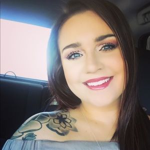 Meet your Posher, Kelsey